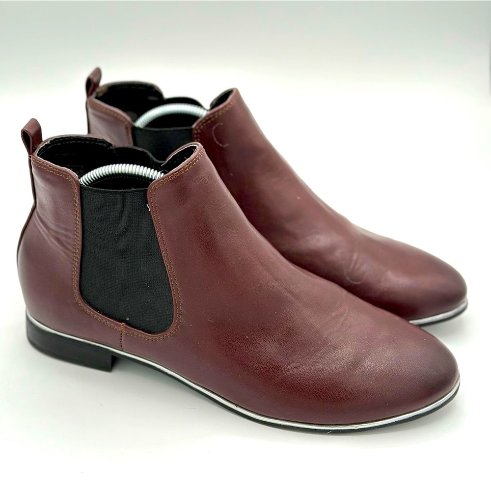 Circus by Sam Edelman Brown, Maroon Ankle Boots Size: 9 Silver Detail